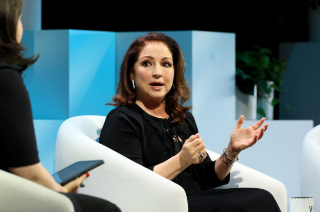 Gloria Estefan (2)