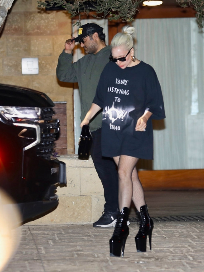 *EXCLUSIVE* Lady Gaga enjoys romantic dinner with boyfriend at Soho House