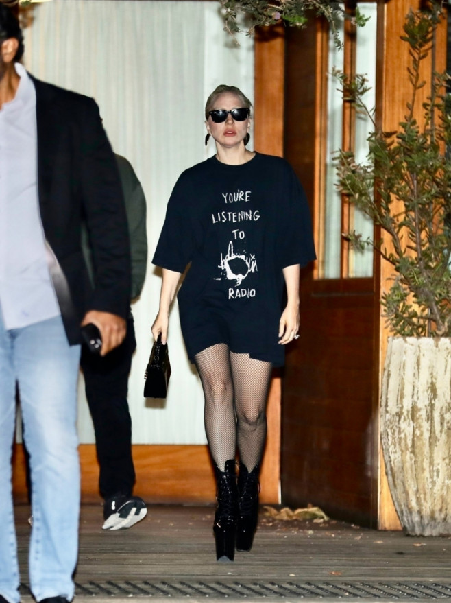 *EXCLUSIVE* Lady Gaga enjoys romantic dinner with boyfriend at Soho House