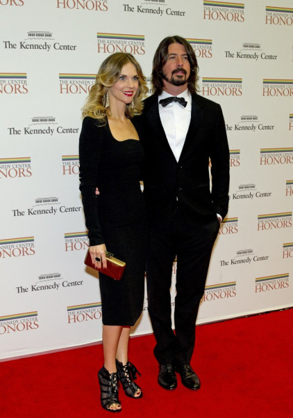 Dave Grohl Announces He Fathered Child ‘Outside of My Marriage’ **FILE PHOTOS**