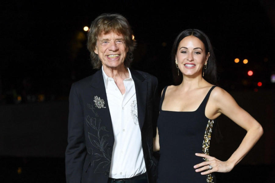 Paris, France. 25th July, 2024. Mick Jagger and Melanie Hamrick attending The Prelude to The Paris Games 2024 at the Vuitton Foundation in Paris, France on July 25, 2024. Photo by Aurore Marechal/ABACAPRESS.COM Credit: Abaca Press/Alamy Live News