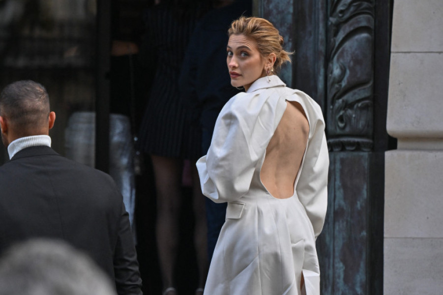 PFW Nina Ricci Outside Arrivals, Paris, France - 27 Sep 2024