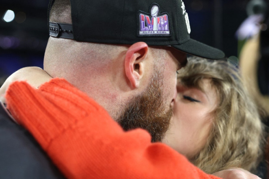 taylor swift si travis kelce