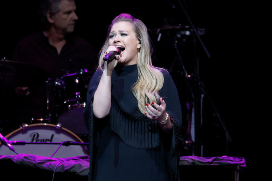 Kelly Clarkson
