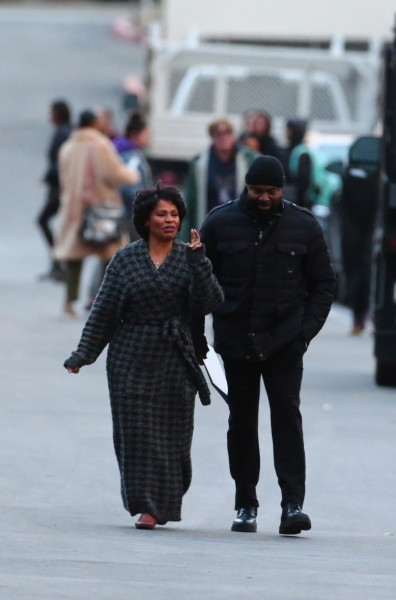 *PREMIUM-EXCLUSIVE* Actress Nia Long and director Antoine Fuqua spotted together on set of Michael Jackson's biopic 'MICHAEL'