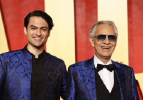 Ce spune Andrea Bocelli despre prestația fiului său, Matteo, la nunta lui Jeff Bezos și Lauren Sanchez: „Am fost onorat!”