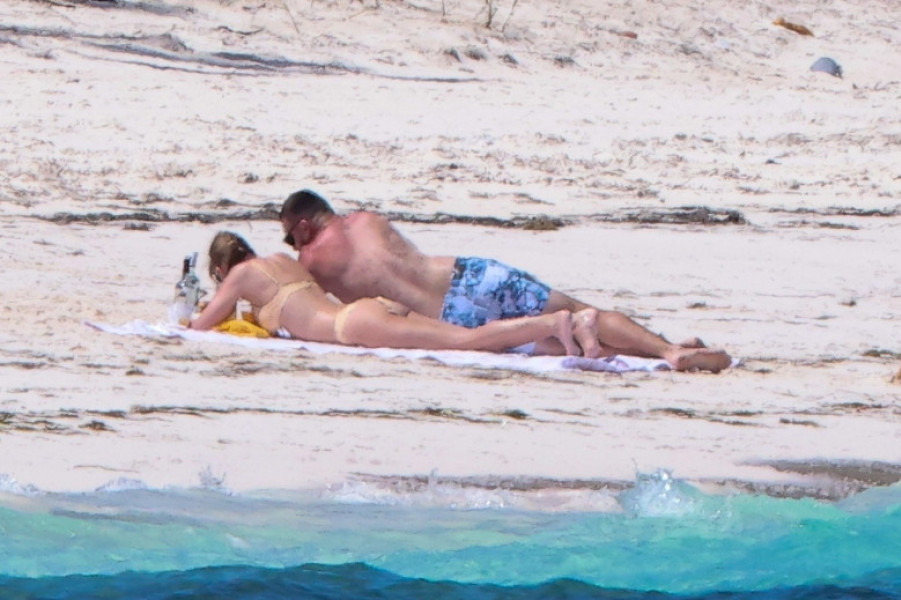 taylor swift si travis kelce