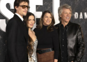 Jon Bon Jovi este bunic. Fiul lui și actrița Millie Bobby Brown au adoptat un copil. „Începem acest frumos nou capitol”