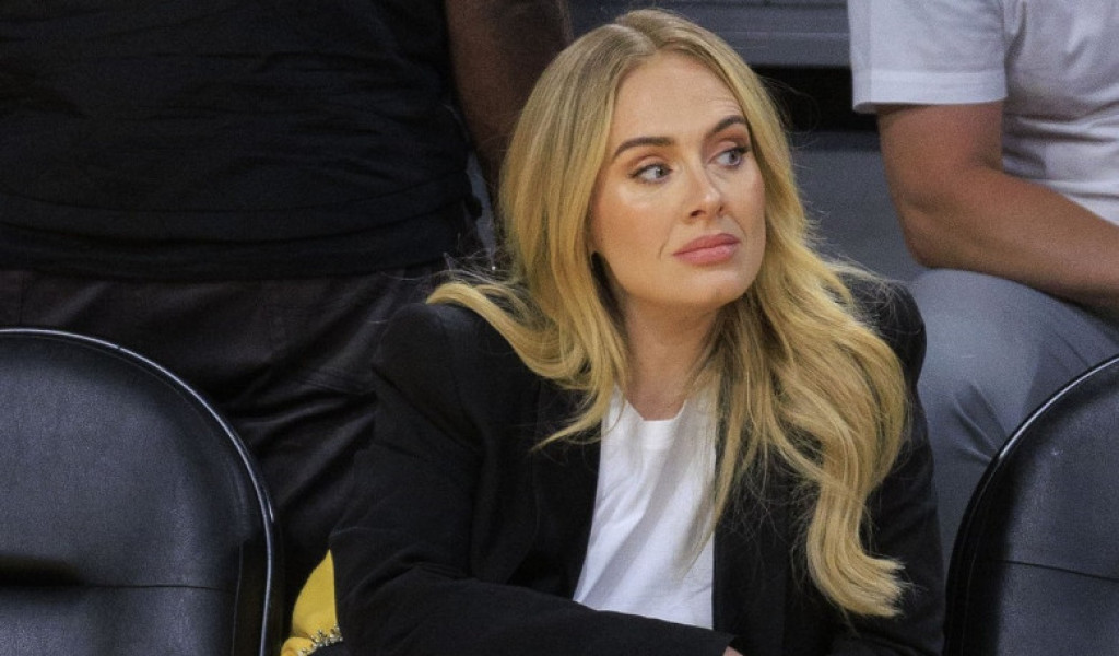 Adele at Lakers Nuggets Game 4