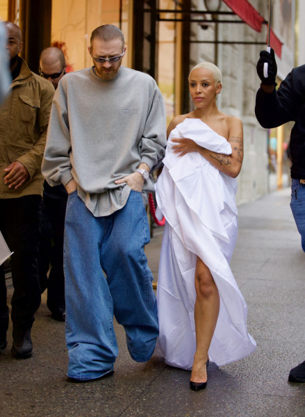 Bed Chic! Doja Cat Wears Just A Thong And Bed Sheet For Shopping Spree With New Boyfriend Guram Gvasalia In New York - 5 May 2024