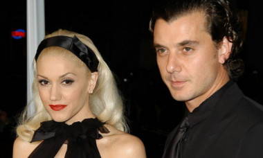Fostul soț al lui Gwen Stefani și-a făcut o iubită care pare geamănă artistei. Xhoana X, pozată în costum de baie în Mexic
