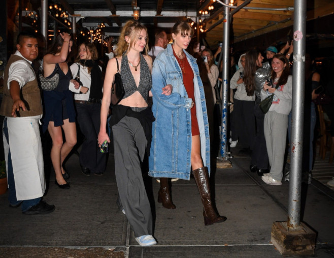 Sophie Turner și Taylor Swift