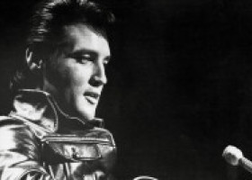 Elvis Presley, de la celebritate absolută la decădere. Ce ar fi produs „prăbușirea” lui: „I-a fost greu să suporte toate astea”