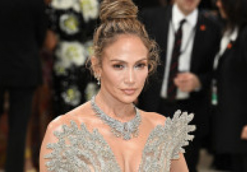 Jennifer Lopez, criticată pentru felul în care a interacționat cu o reporteră la Met Gala: "Wow, cum a privit-o de sus în jos"