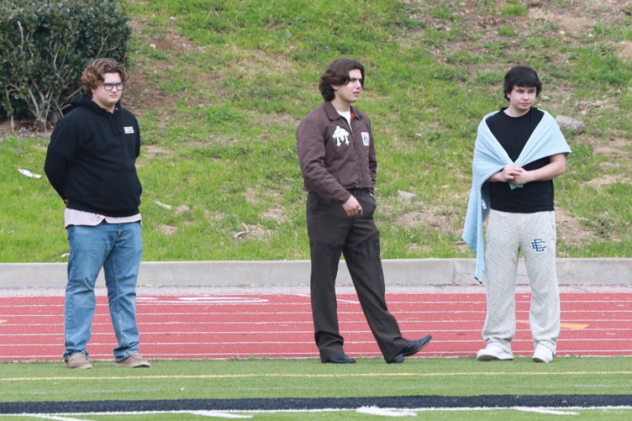 *EXCLUSIVE* Blake Shelton and Gavin Rossdale attend Apollo's flag football game together!