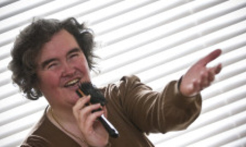 Cum arată Susan Boyle la 65 de ani, după ce s-a transformat total. În 2009 uimea cu vocea și cu simplitatea ei
