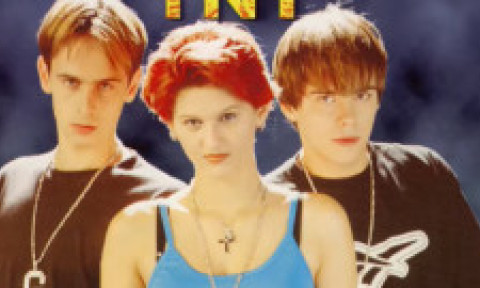 Cum arată acum Oana Vincu din trupa Genius. Locuiește în Timișoara, a ieșit din lumina reflectoarelor și e o prezență discretă