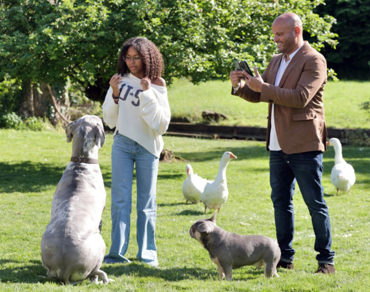 Fostul soț al lui Mel B, fotografiat cu fiica lor / Profimedia Images