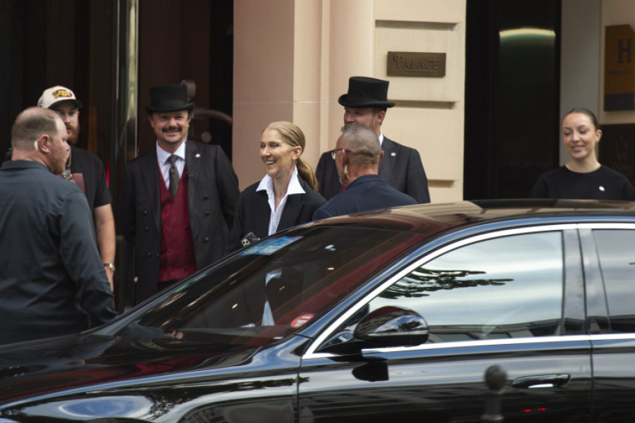 Celine Dion Arrives At Her Hotel With A Crowd Waiting For Her - 23 Jul 2024