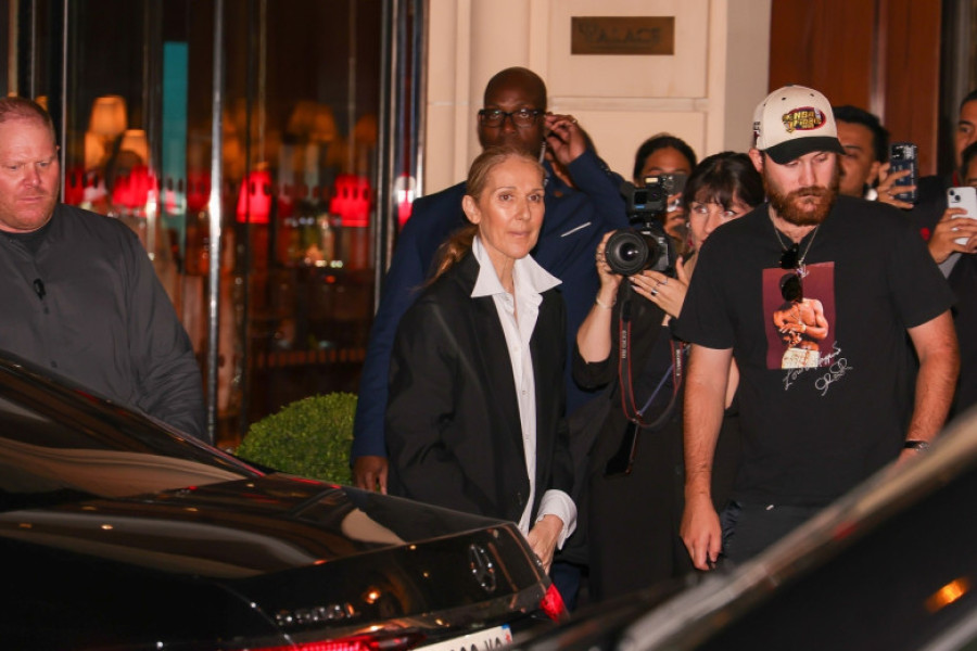 Celine Dion returns from Olympic rehearsals, emotionally greets fans in Paris!