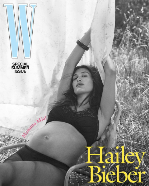 Hailey Bieber (8)