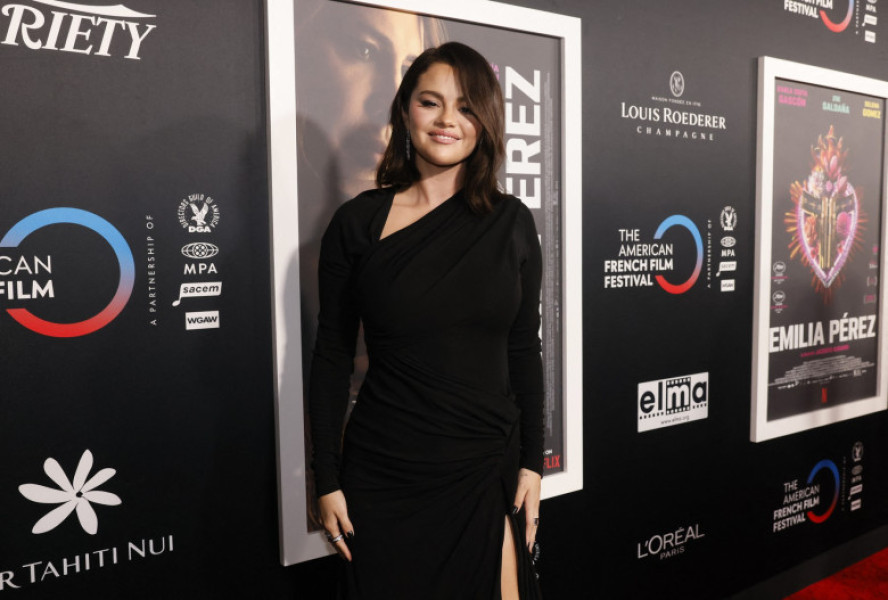 selena (41)
