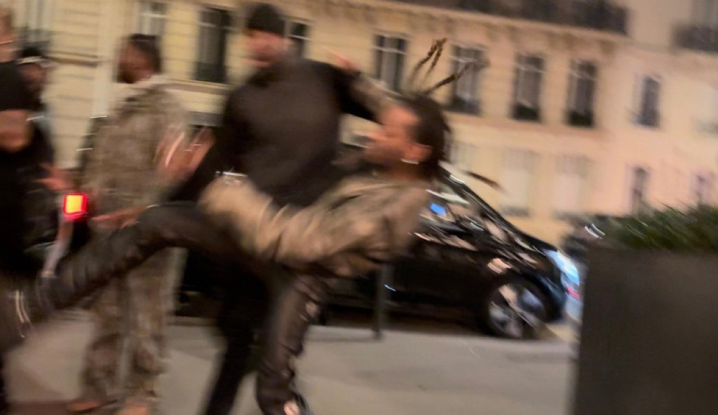Offset a fost implicat într-o bătaie în mijlocul unei străzi din Paris/ Profimedia
