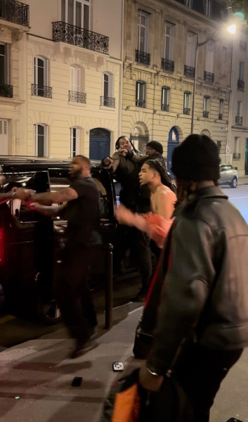 Offset a fost implicat într-o bătaie în mijlocul unei străzi din Paris/ Profimedia