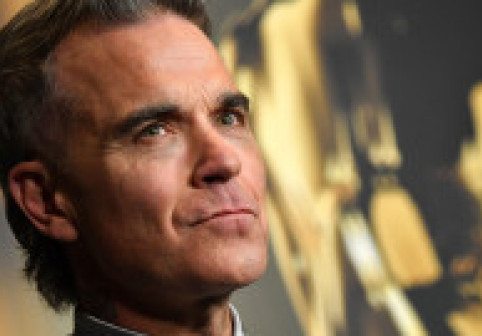 Robbie Williams susține că injecțiile pentru slăbit îi pun vederea în pericol: „Se agravează pe zi ce trece!”
