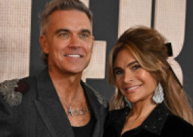 Robbie Williams le-a interzis copiilor lui să dețină telefoane mobile. Explicația artistului