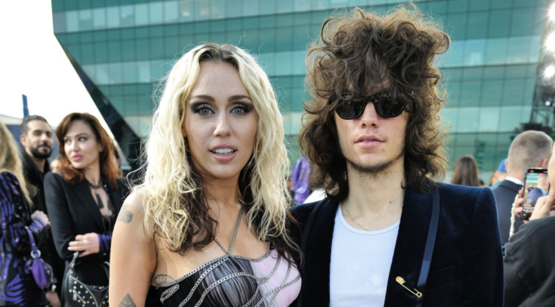 Miley Cyrus și Maxx Morando/ Profimedia