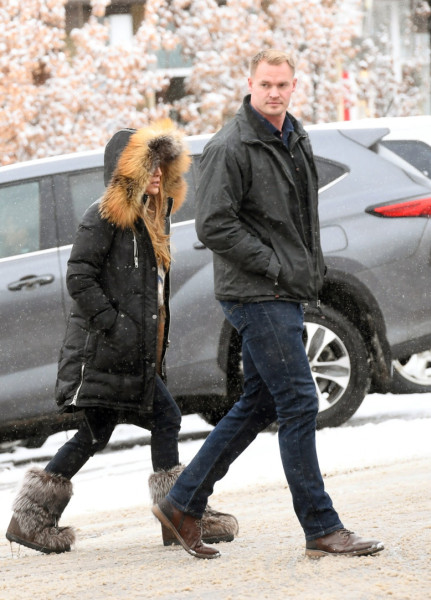 Jennifer Lopez is Spotted Stepping Out on Christmas Day in Aspen