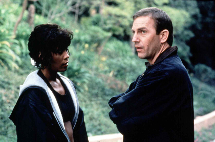 Scene din filmul „The Bodyguard”/ Profimedia
