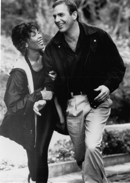 Scene din filmul „The Bodyguard”/ Profimedia