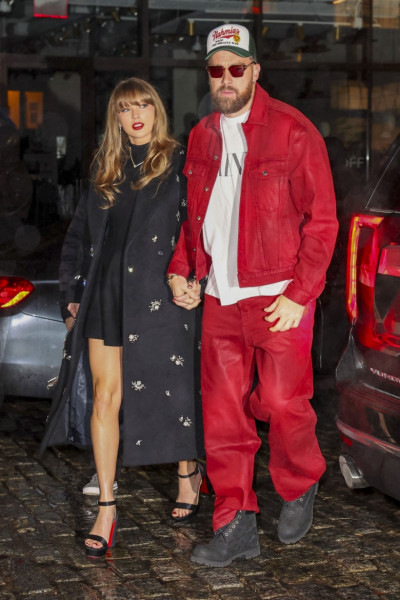 Taylor Swift and Travis Kelce arrive at Chez Margaux for dinner!