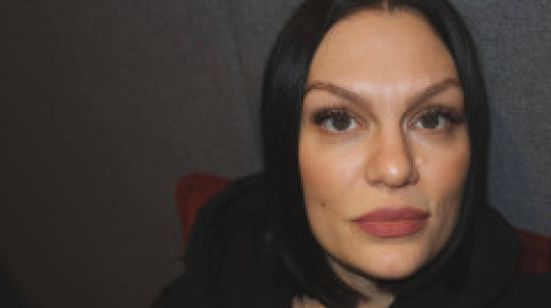 Jessie J, din nou în spital, la șase săptămâni după operația pentru cancer la sân: "Urăsc să stau în spital. Încă am dureri în piept"