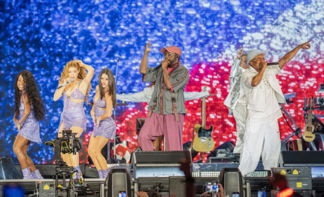 Mujeres Ya No Lloran World Tour