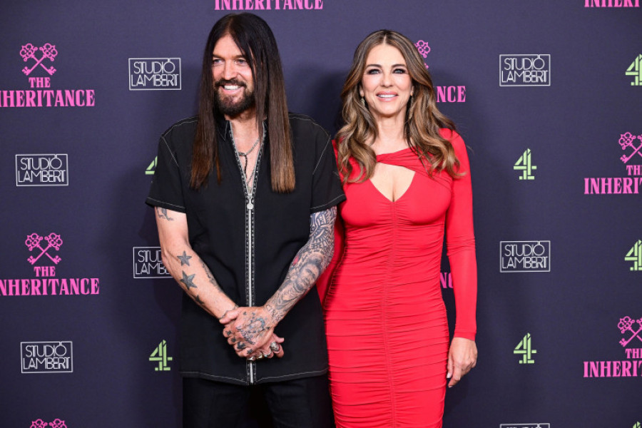 Elizabeth Hurley și Billy Ray Cyrus/ Profimedia