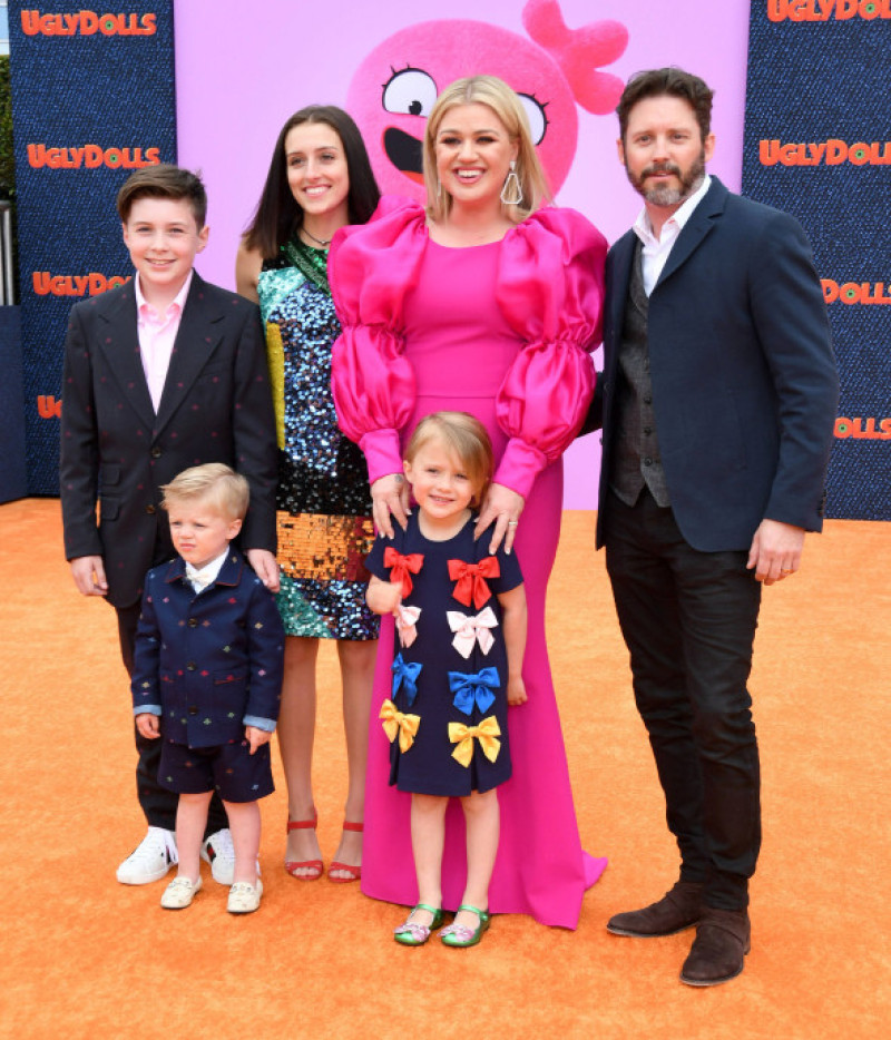 Brandon Blackstock și Kelly Clarkson, alături de copiii lor / Profimedia