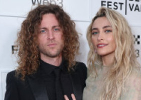 Paris Jackson s-a despărțit de logodnic. Fiica lui Michael Jackson, surprinsă plângând în urmă cu o săptămână