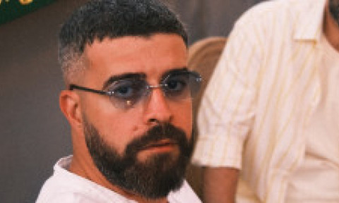Speak, recunoscător că nu s-a îmbogățit peste noapte când a intrat în muzică: "Cred că acum eram în pământ