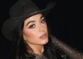 Katy Perry pare să vorbească despre despărțirea de Orlando Bloom, într-o piesă lansată recent: „Jur pe Dumnezeu, am încercat!”