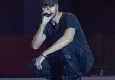 Enrique Iglesias, mai fericit ca niciodată. Ce a răspuns când a fost întrebat dacă Anna Kournikova e însărcinată cu al patrulea copil