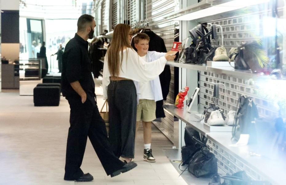 Jennifer Lopez Stuns in Crop Top During Saturday Shopping Spree With Ex Ben Affleck's Son Samuel