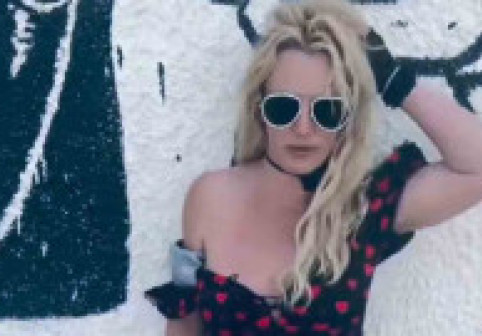 Prietenii lui Britney Spears, îngrijorați de condițiile în care locuiește: „Casa ei este o harababură. Nu face curățenie după câini”