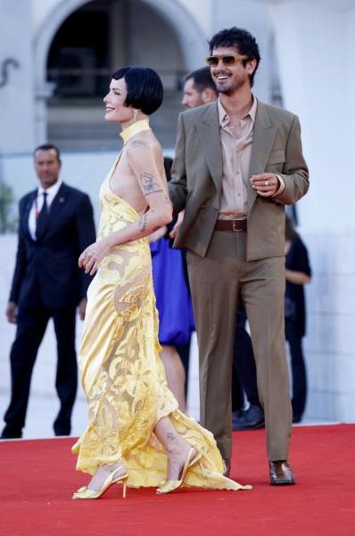 Halsey și Avan Jogia la Festivalul de Film de la Veneția/ Profimedia