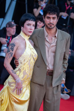 Halsey și Avan Jogia la Festivalul de Film de la Veneția/ Profimedia