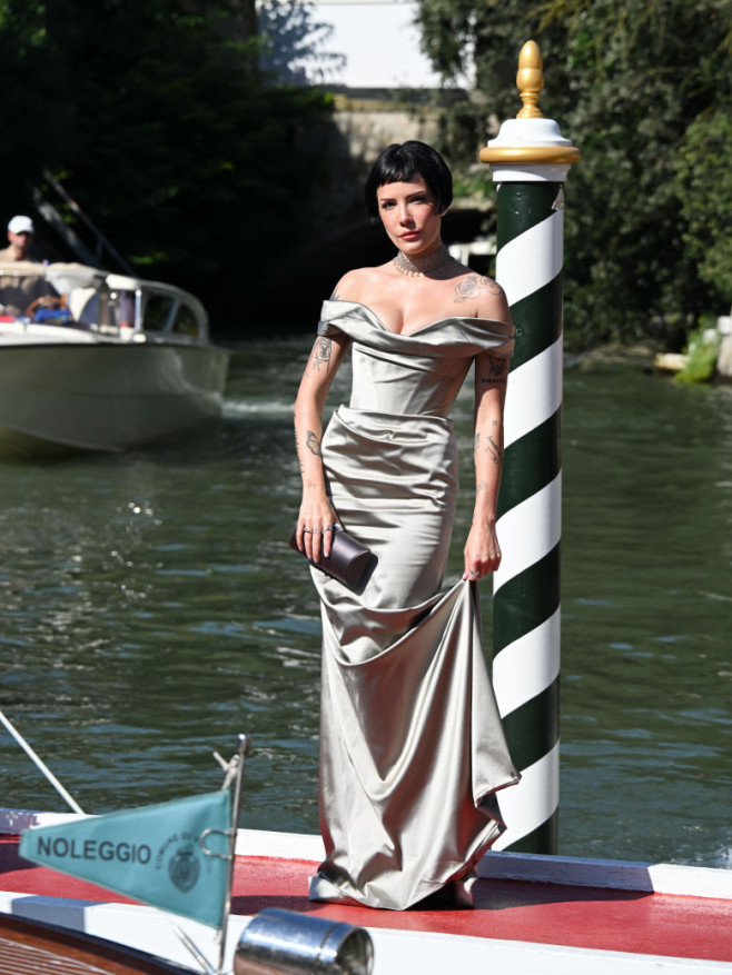 Halsey la Festivalul de Film de la Veneția/ Profimedia