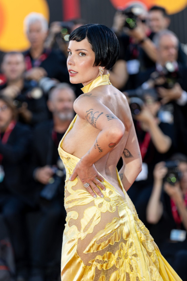 Halsey la Festivalul de Film de la Veneția/ Profimedia