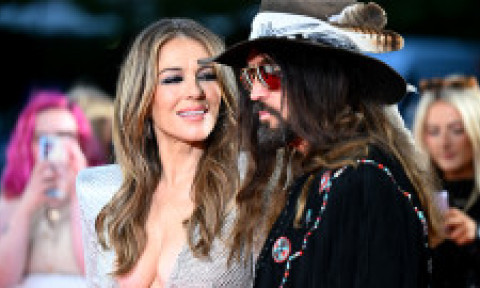 Părinții ei și-au refăcut fiecare viața după divorț. Ce crede Miley Cyrus despre poveștile de dragoste pe care le trăiesc Tish și Billy